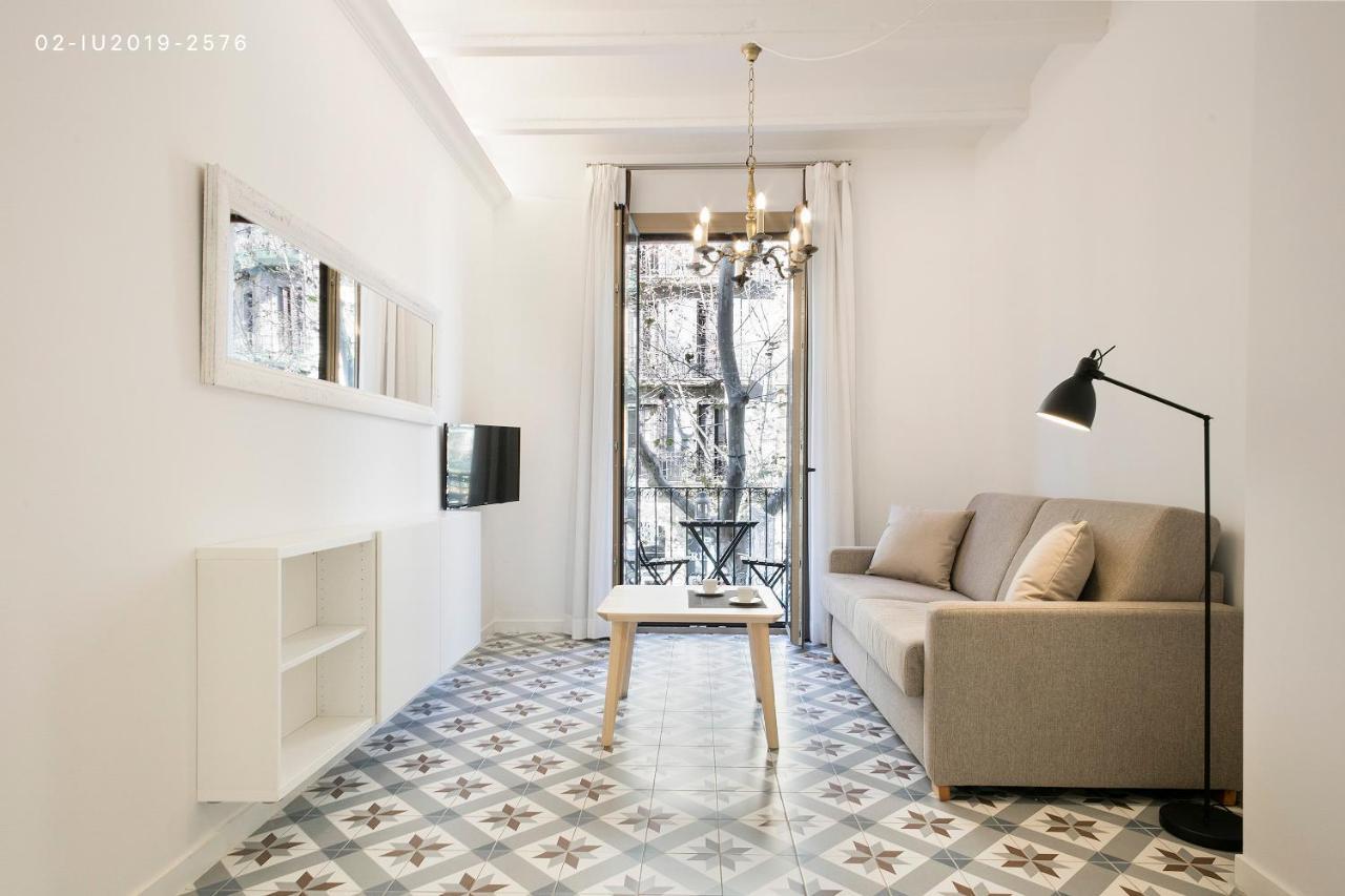 Uma Sagrada Familia Apartment *